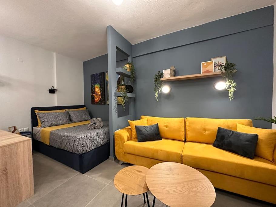 The Yellowblue Apartment, Downtown 테살로니키 외부 사진