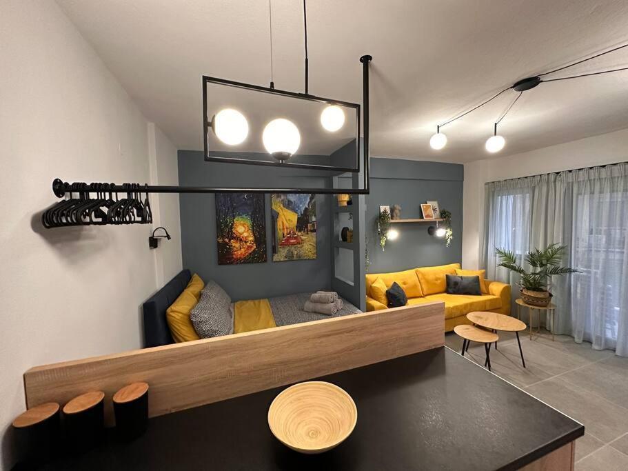 The Yellowblue Apartment, Downtown 테살로니키 외부 사진