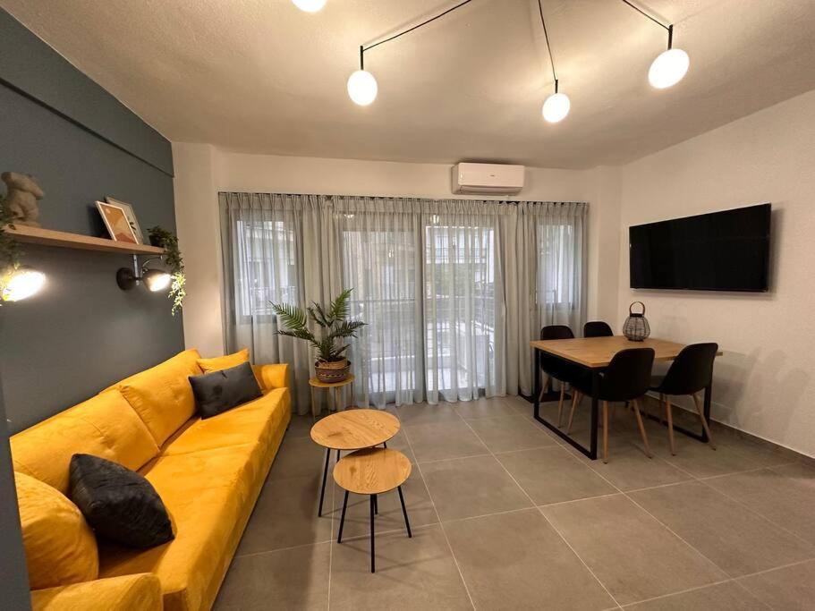The Yellowblue Apartment, Downtown 테살로니키 외부 사진